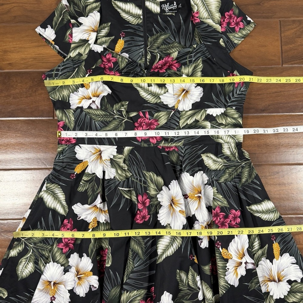 Hell Bunny Women's Size 2XL Black Tropical Floral Sasha Pinup Retro Swing Dress - Picture 5 of 10